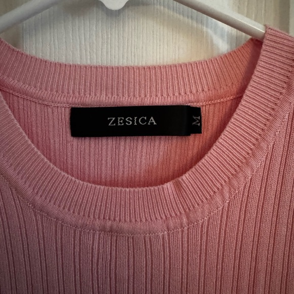 Ribbed Pink Dress - Picture 3 of 4